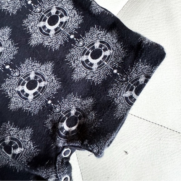 Kate Quinn • Romper - Picture 2 of 5